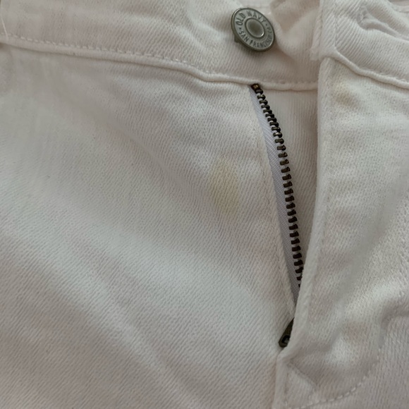 Capri “rockstar” jeans, small stain by zipper - Picture 3 of 5